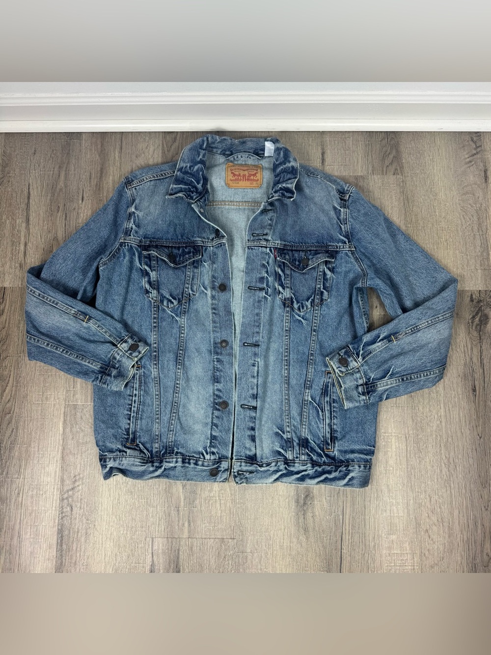 Levi’s Denim Trucker Jacket Mens XL Blue Classic Western Hipster Americana